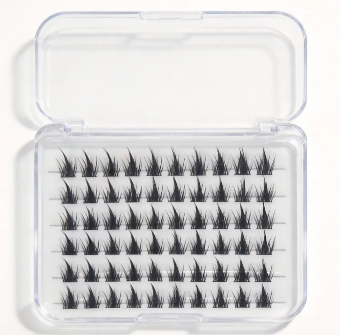 Spiky Wet Look Cluster Lashes false eyelash product